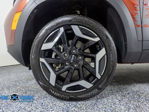 Used 2025 Kia Seltos SX w/ SX Sunroof Package AWD/4WD image 47