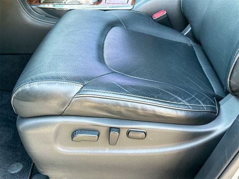 Used 2019 INFINITI QX80 Luxe w/ Proassist Package image 9