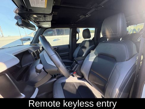 Used 2023 Ford Bronco Black Diamond image 2