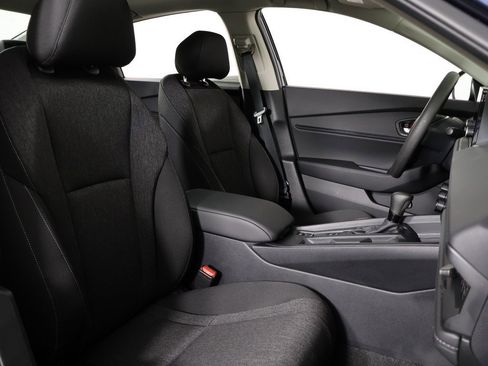 Certified 2025 Honda Accord SE image 30