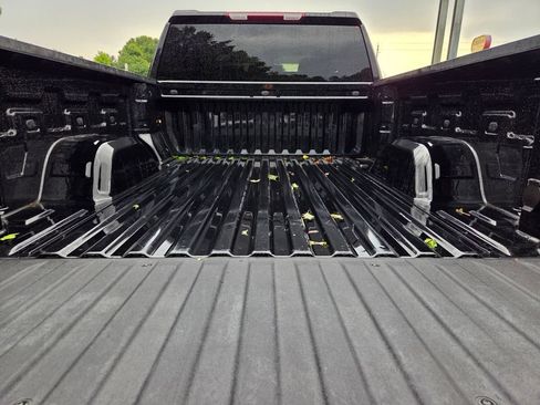 Used 2025 GMC Sierra 1500 Elevation AWD/4WD image 19