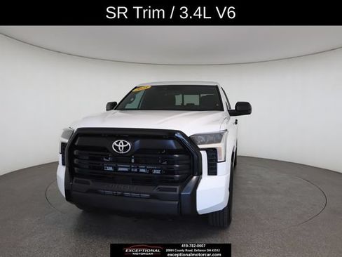 Used 2025 Toyota Tundra SR w/ SR Tow Package AWD/4WD image 32