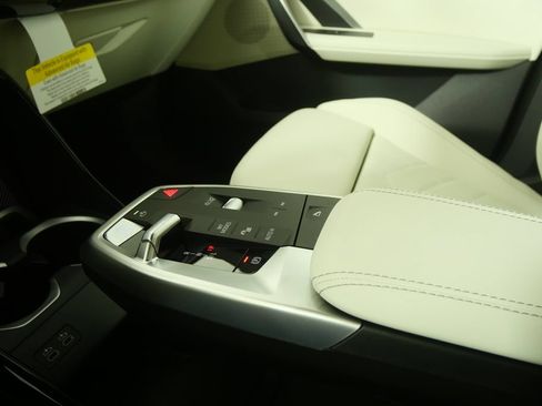 Used 2026 BMW X1 xDrive28i w/ Technology Package AWD/4WD image 22