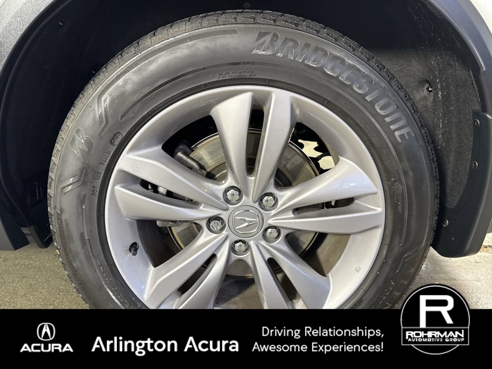 Used 2023 Acura MDX SH-AWD image 5