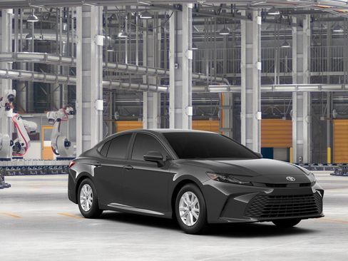 New 2026 Toyota Camry LE AWD/4WD image 17