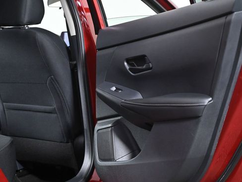 Certified 2025 Nissan Sentra SV image 31