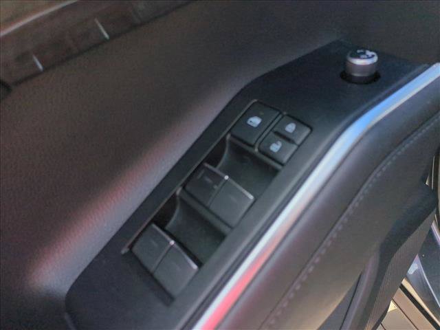 Used 2020 Toyota Highlander Limited AWD/4WD image 12