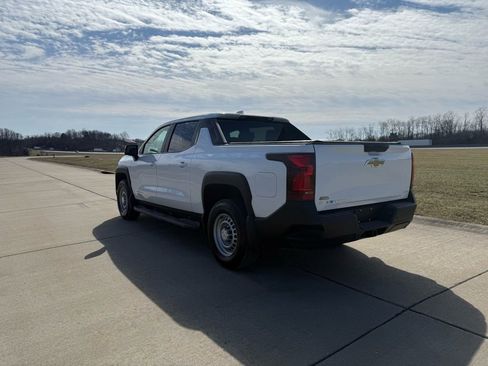 Used 2025 Chevrolet Silverado EV W/T image 6