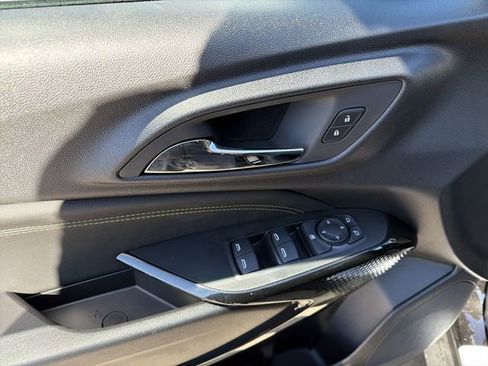 New 2026 Chevrolet Trax LT w/ LT Convenience Package image 14