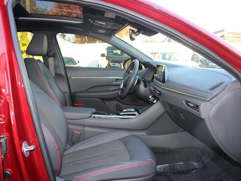 Used 2023 Hyundai Sonata SEL Plus image 13