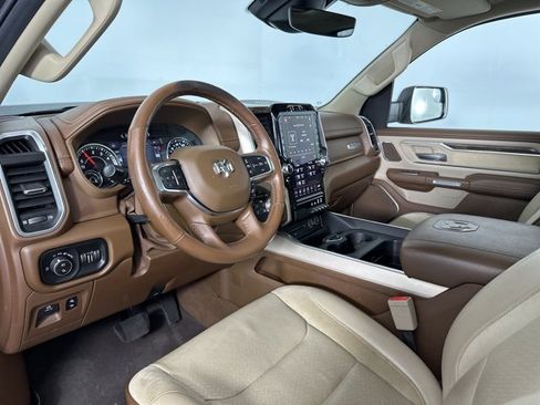 Used 2019 RAM 1500 Laramie image 12