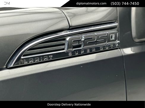 Used 2016 Ford F250 Lariat w/ Lariat Interior Package image 45