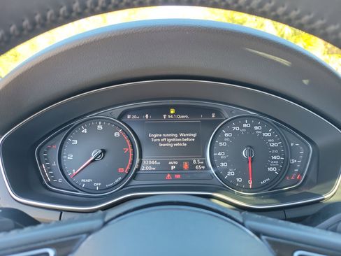 Used 2019 Audi A4 2.0T Premium image 30