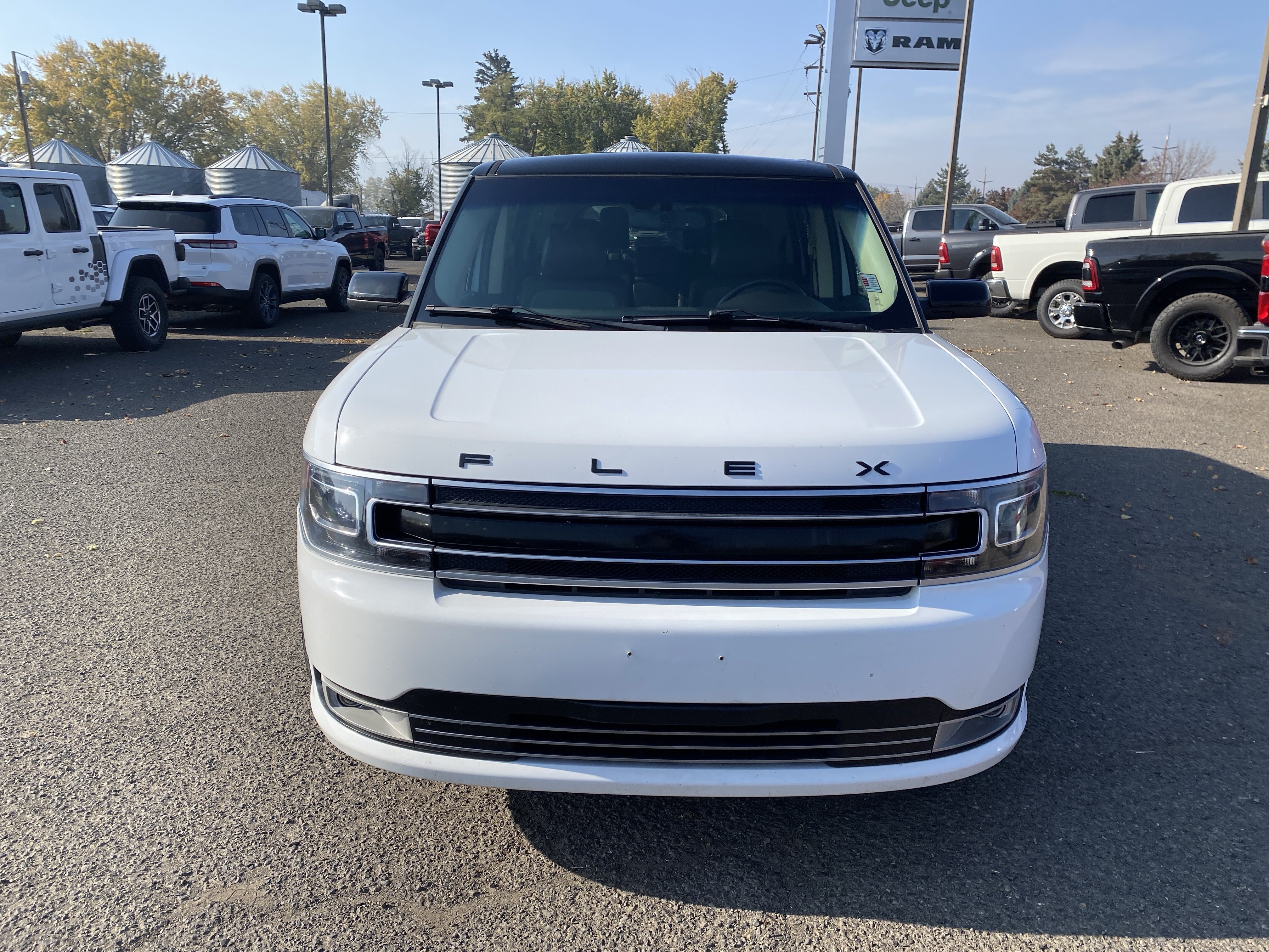 Used 2019 Ford Flex Limited w/ Limited Appearance Package AWD/4WD image 8