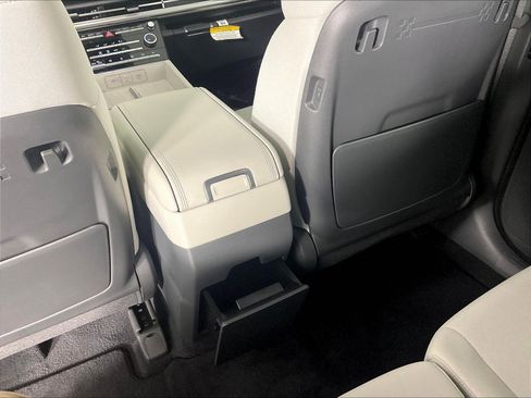 Certified 2026 Hyundai Santa Fe SE AWD/4WD image 10