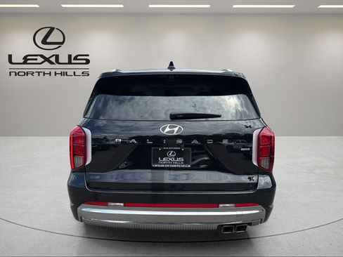Used 2025 Hyundai Palisade Calligraphy AWD/4WD image 7