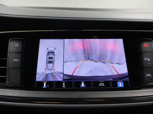Used 2024 Buick Enclave Premium image 8
