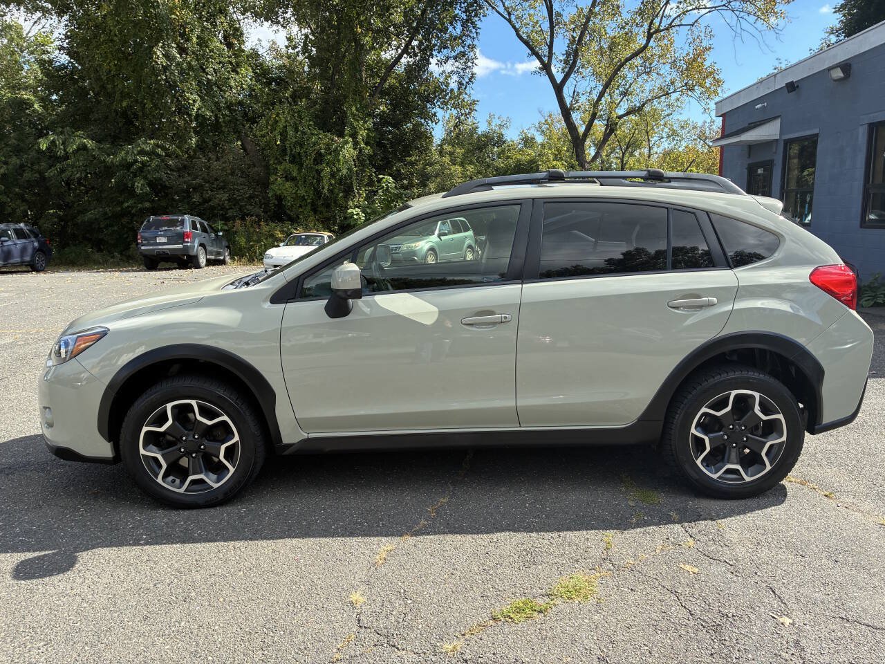 Used 2013 Subaru Crosstrek 2.0i Premium AWD/4WD image 2