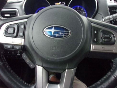 Used 2015 Subaru Outback 2.5i Limited AWD/4WD image 17
