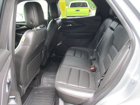 Used 2023 Chevrolet TrailBlazer ACTIV w/ Convenience Package AWD/4WD image 12