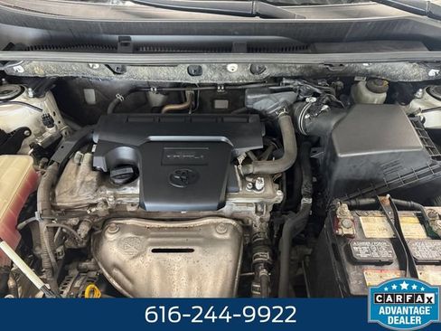 Used 2016 Toyota RAV4 SE FWD image 6