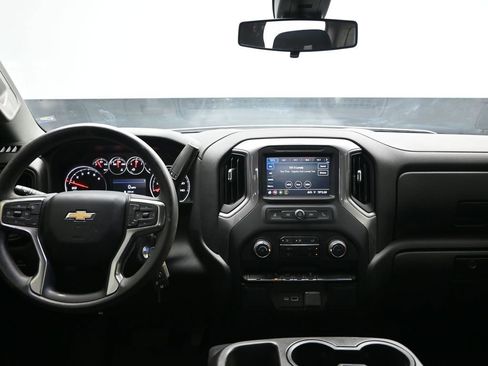 Used 2022 Chevrolet Silverado 1500 Custom w/ Safety Confidence Package image 19