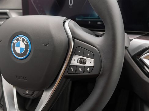 Used 2023 BMW i4 eDrive35 RWD image 45