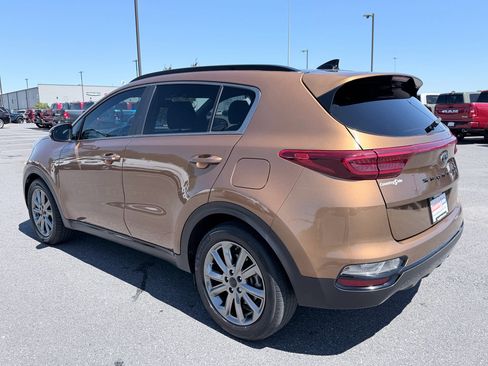 Used 2021 Kia Sportage S w/ S FWD Premium Package image 6