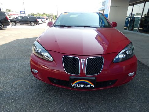 Used 2008 Pontiac Grand Prix GXP FWD image 5