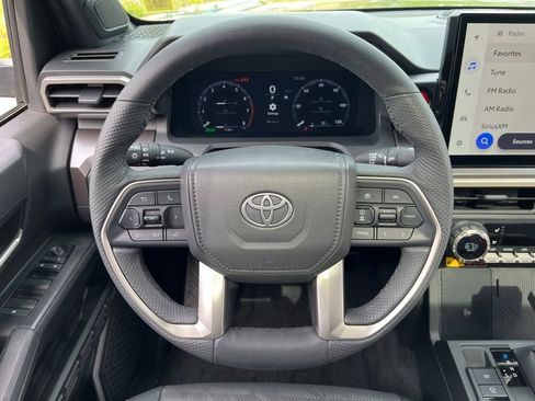 Used 2025 Toyota Tacoma TRD Off-Road w/ TRD Off Road Premium Package AWD/4WD image 39