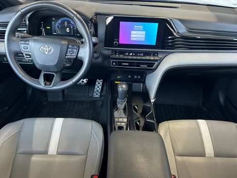 Certified 2025 Toyota Camry SE w/ Convenience Package FWD image 12