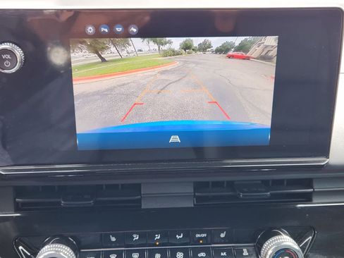 Used 2024 Honda Prologue Touring image 17