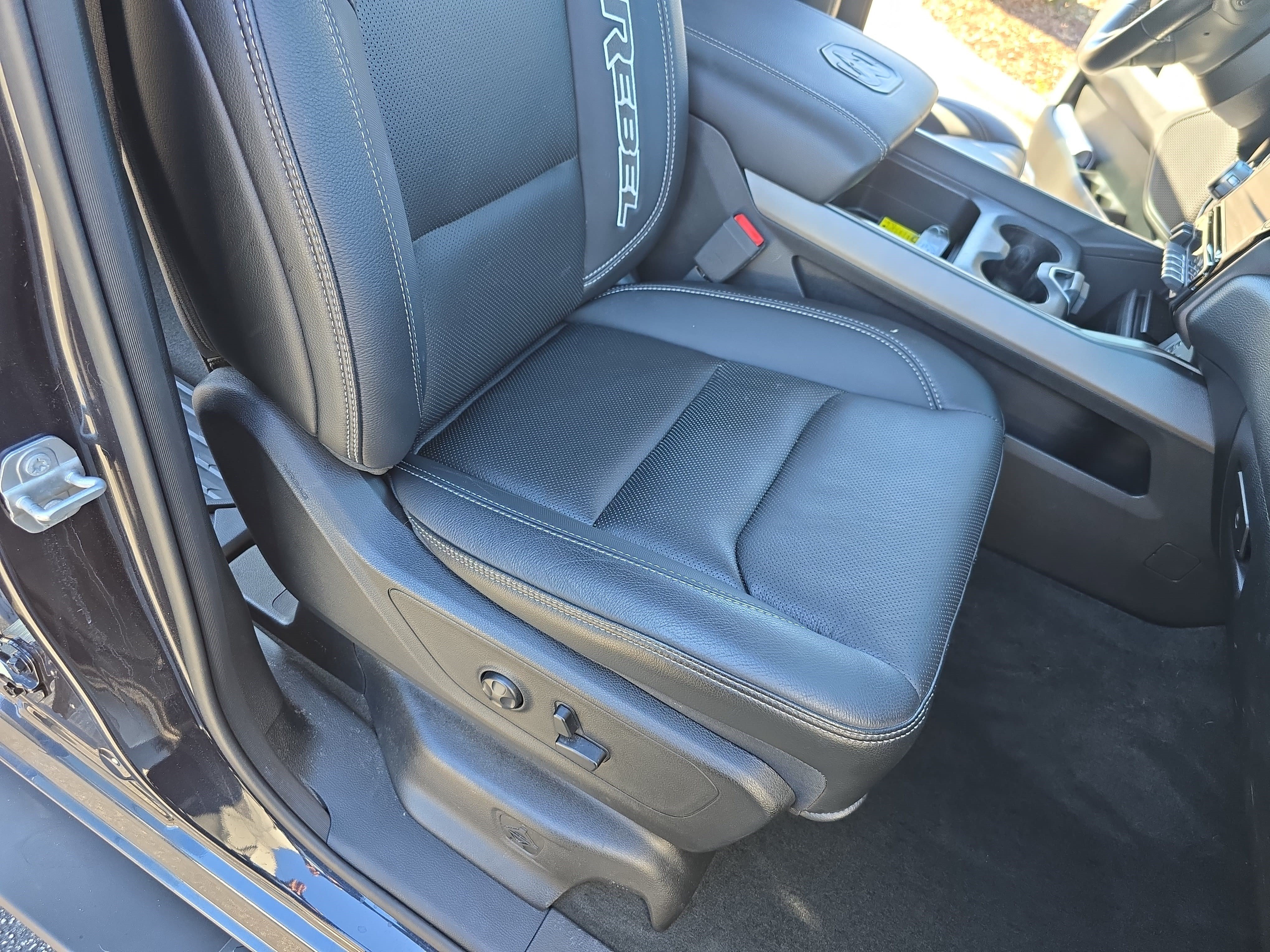 Used 2021 RAM 1500 Rebel w/ Rebel Level 2 Equipment Group AWD/4WD image 10