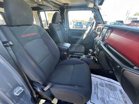 Used 2021 Jeep Wrangler Unlimited Rubicon image 28