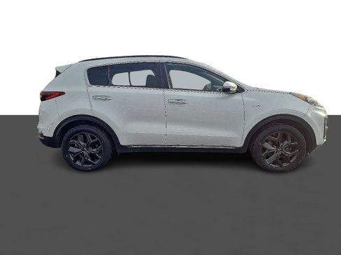 Used 2020 Kia Sportage S w/ S Sunroof Package image 3