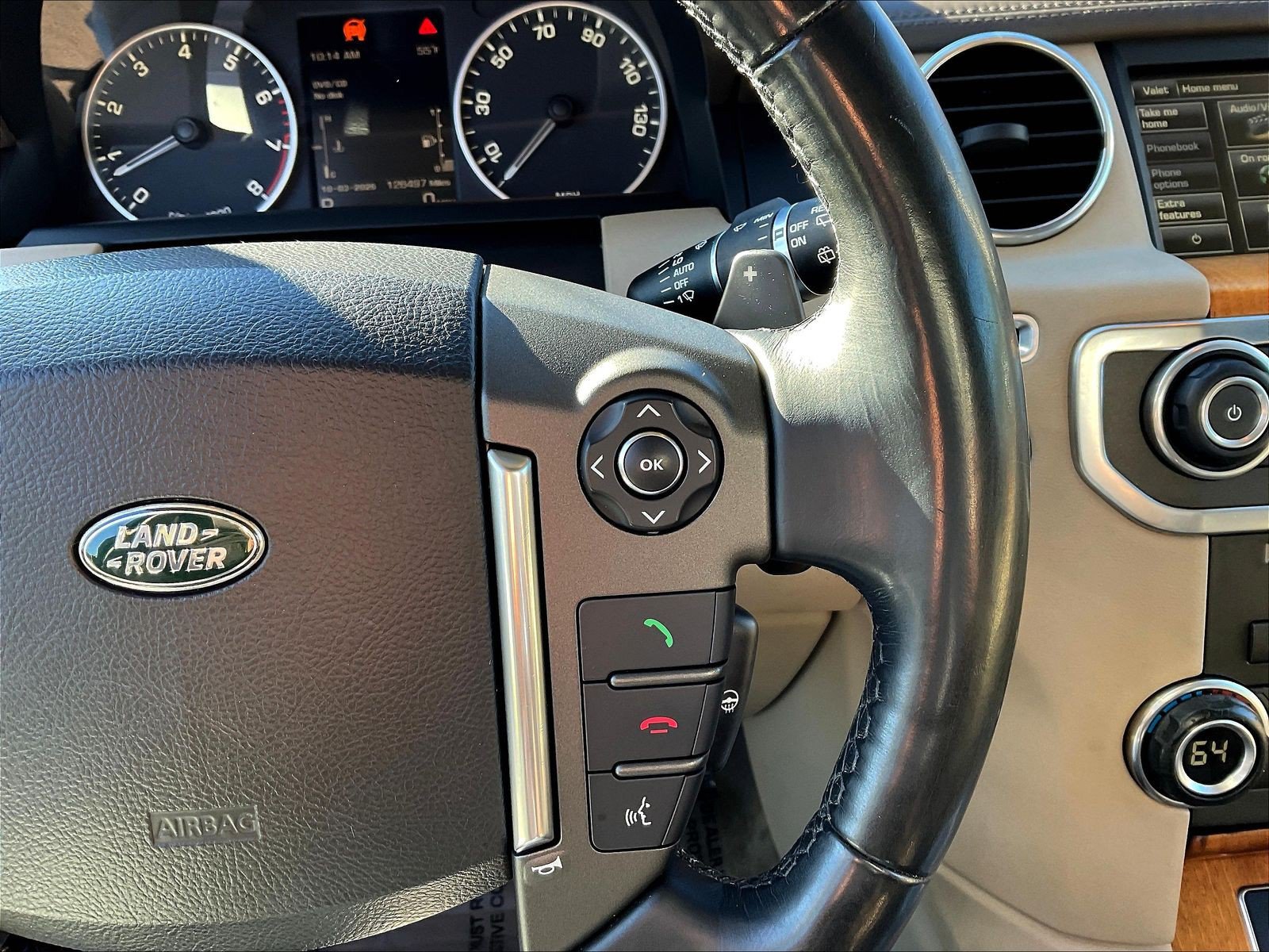 Used 2014 Land Rover LR4 HSE LUX AWD/4WD image 12