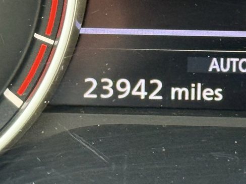 Certified 2021 Nissan Rogue S image 31