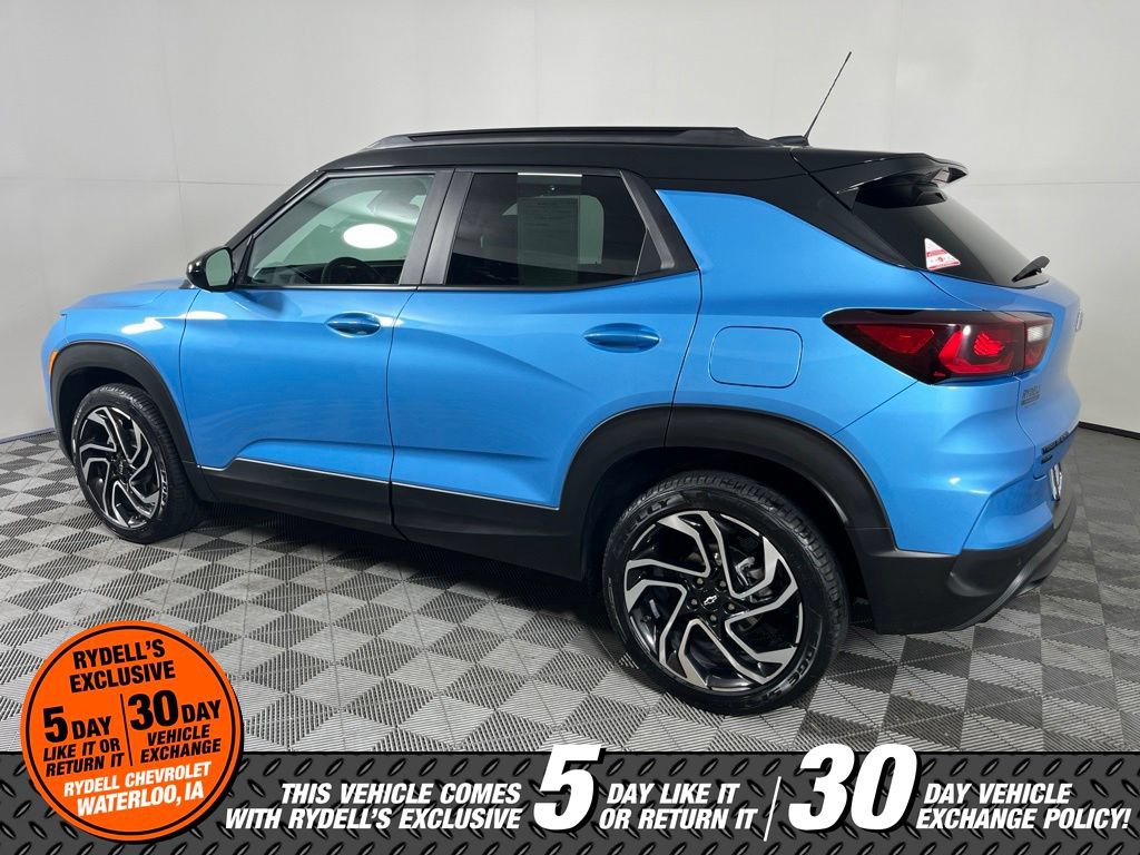 Used 2025 Chevrolet TrailBlazer RS w/ Convenience Package AWD/4WD image 12