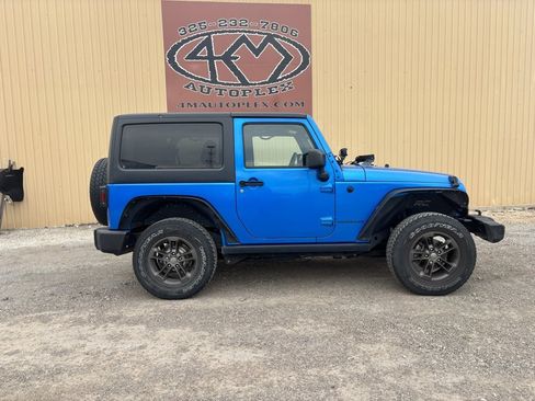 Used 2015 Jeep Wrangler Sport image 8