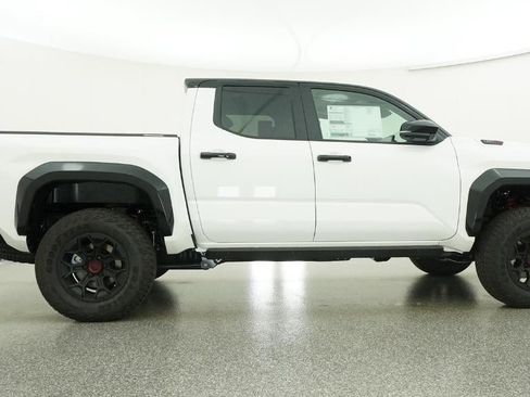 New 2026 Toyota Tacoma TRD Pro AWD/4WD image 27