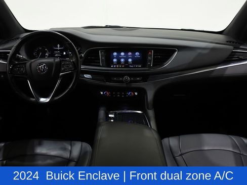Used 2024 Buick Enclave Premium image 8