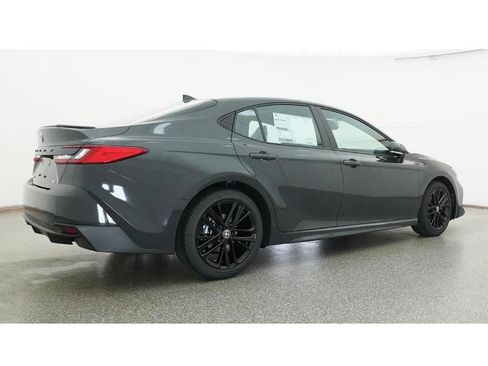 New 2026 Toyota Camry SE image 25