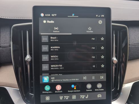 Used 2025 Volvo XC90 B6 Plus image 29