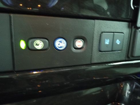 Used 2020 Chevrolet Express 2500 Extended w/ Enhanced Convenience Package image 31