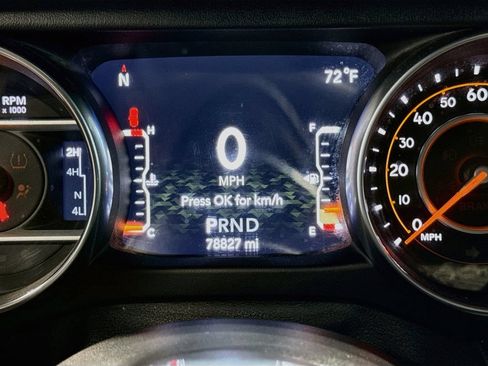 Used 2019 Jeep Wrangler Unlimited Sahara AWD/4WD image 12
