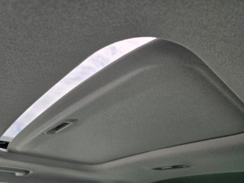 New 2026 Hyundai Venue SEL FWD image 23