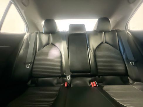 Used 2022 Toyota Camry SE image 33