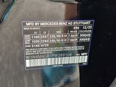 Used 2023 Mercedes-Benz GLB 250 image 35