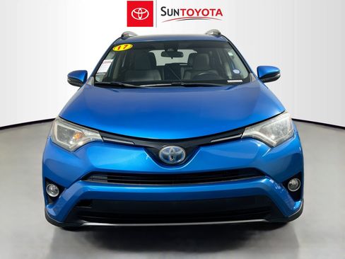 Used 2017 Toyota RAV4 XLE image 10