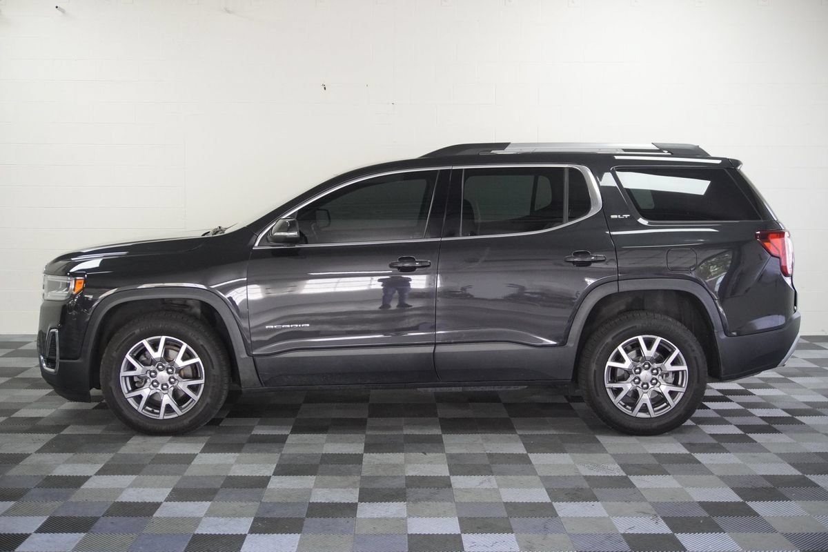 Used 2020 GMC Acadia SLT w/ Driver Alert Package II AWD/4WD image 2